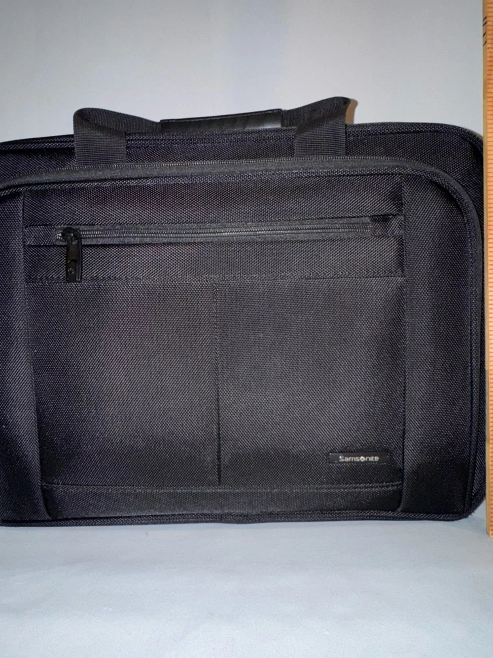 Samsonite Black Laptop Briefcase with Front Organizer and Padded Strap